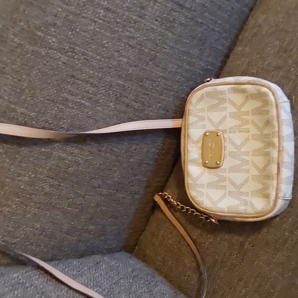 CUTE michael kors purse